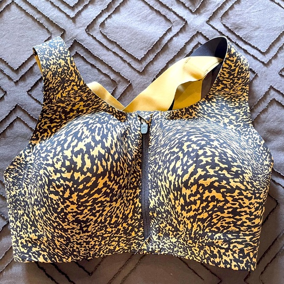 Lululemon enlite front zip sports bra - 32DD - never worn - Picture 2 of 3